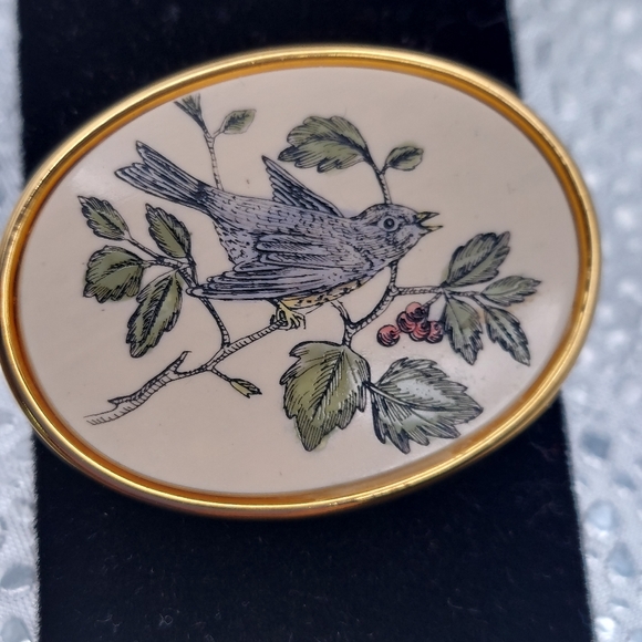 Vintage Barlow Etched Bird Brooch, GC & Attractive. - Picture 4 of 13
